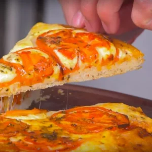 Pizza vegana napolitana (8 porciones) Lista para el horno! 🔸